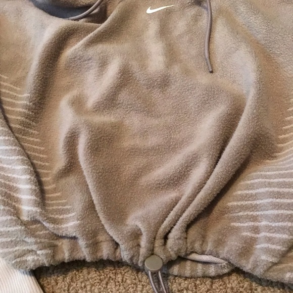 Nike Therma Fit Woman’s Nike Set - Picture 3 of 9